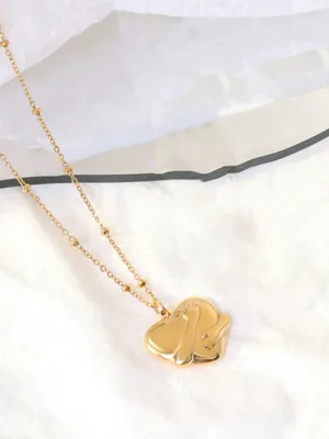 Heart & Hug Themed Pendant